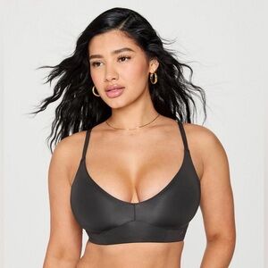NWT Yitty Fabletics Smooth Reality Plunge Bra Convertible Wireless Black Plus 3X